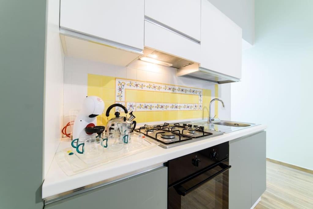 Stazione Treni - Wi-Fi & Netflix Cozy Space Apartment Salerno Ngoại thất bức ảnh
